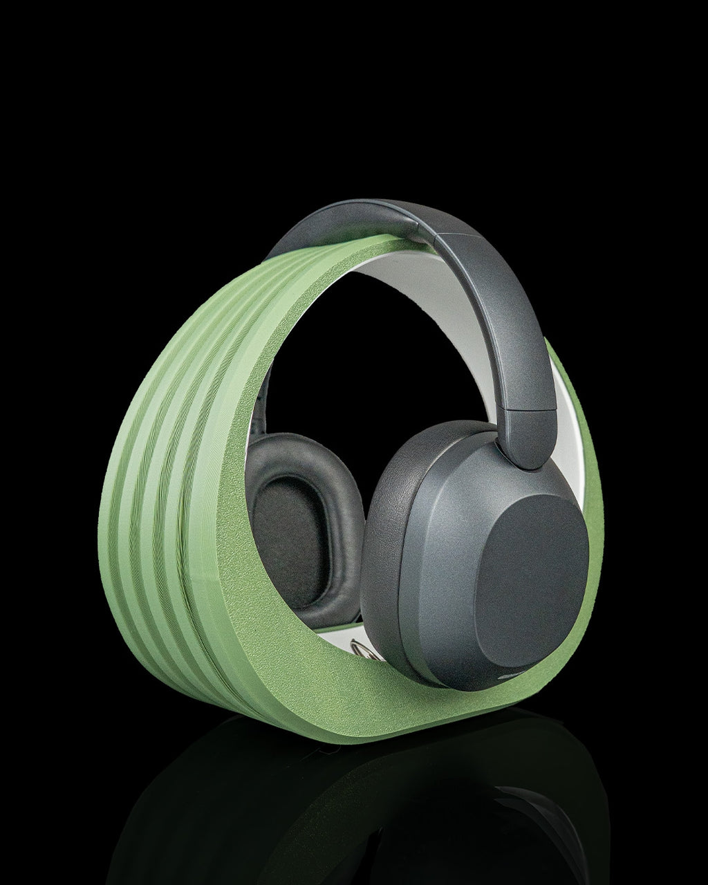 Ring Dock — Headset Stand & Desk Organiser