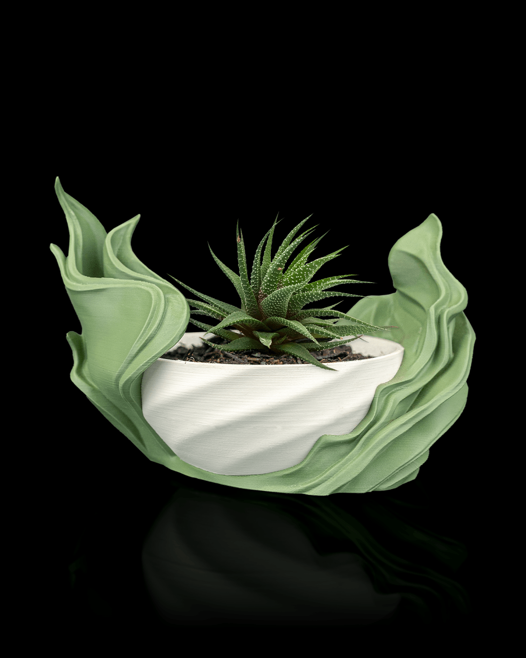 Seaweed Flow Self-Watering Planter — Sculptural Frond Planter | FDM Print
