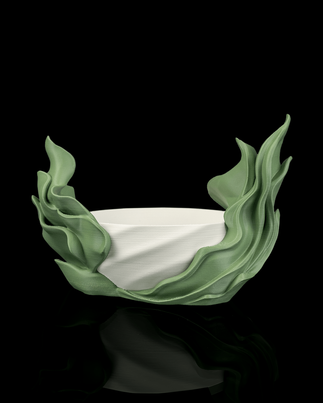 Seaweed Flow Self-Watering Planter — Sculptural Frond Planter | FDM Print