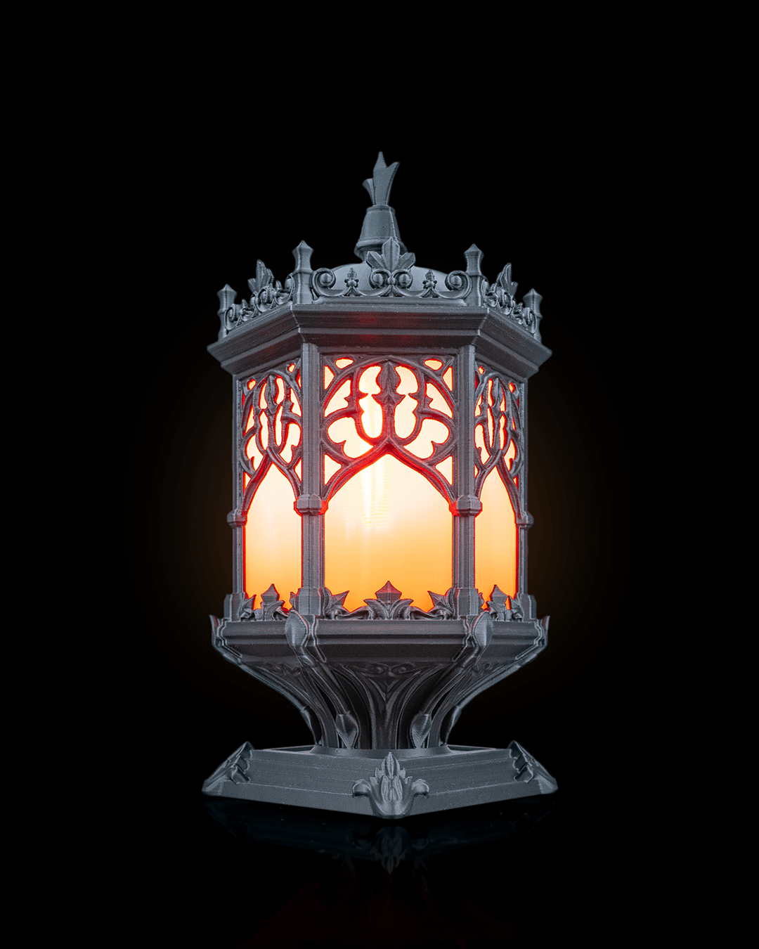 Sepulchral Light — Gothic Tracery Table Lamp | FDM Print