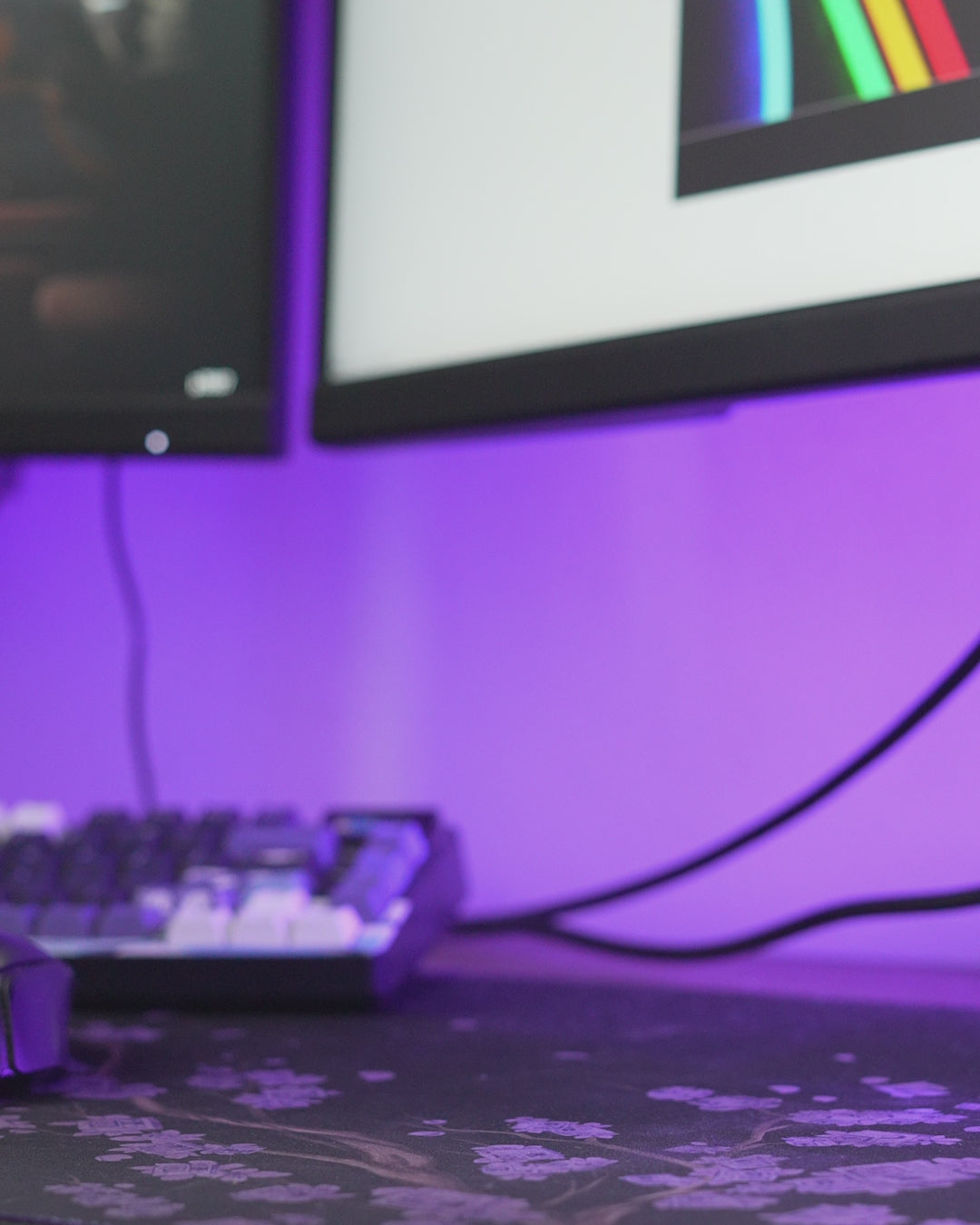 Signal Station — Headset Stand | Desk Realm